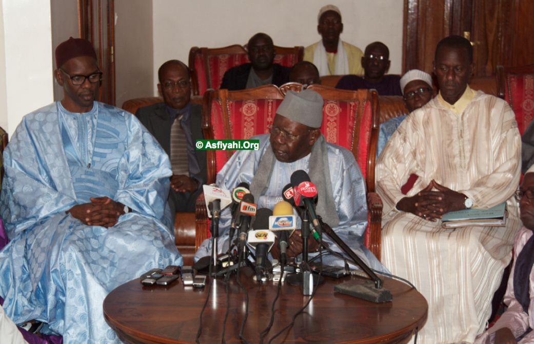 PHOTOS - GAMOU TIVAOUANE 2014 - Les Images de la Conference de Presse de Serigne Abdoul Aziz Sy Al Amine à Tivaouane