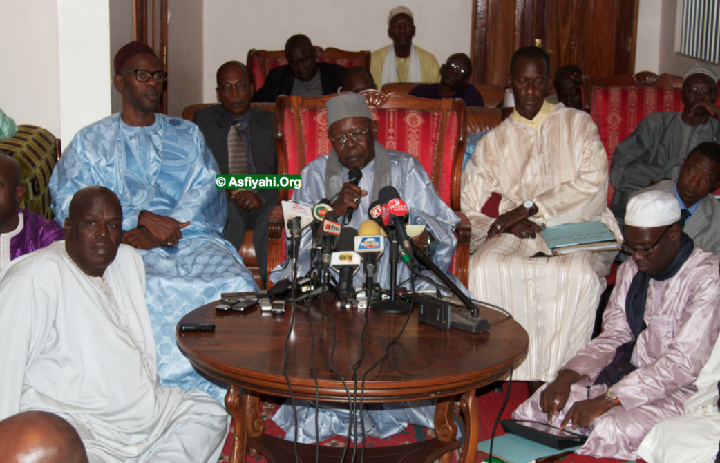 PHOTOS - GAMOU TIVAOUANE 2014 - Les Images de la Conference de Presse de Serigne Abdoul Aziz Sy Al Amine à Tivaouane
