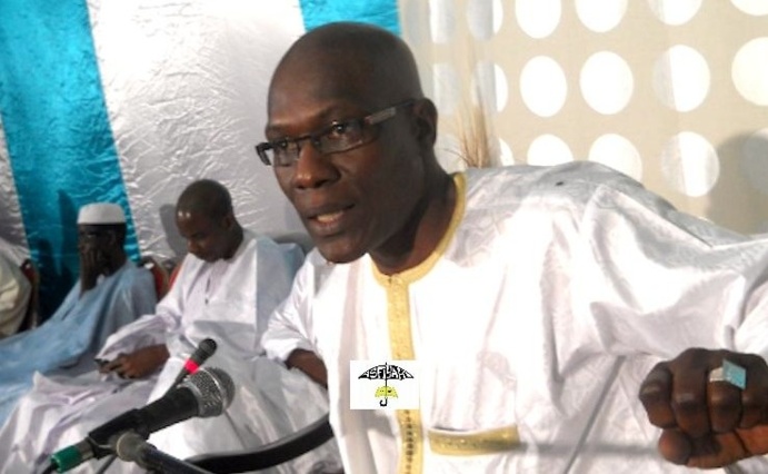 Mouhamadoul Amine Kébé, Pdt de la Hadara Tijàny de Genève ( Auteur Direct du Min'bar ) Mouhamadoul Amine Kébé, Pdt de la Hadara Tijàny de Genève ( Auteur Direct du Min'bar )