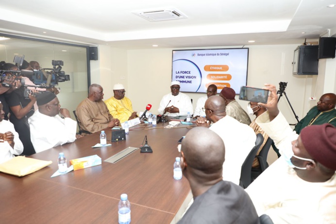 PHOTOS ET VIDEO - Déclaration Commune entre la Banque Islamique du Senegal  et l'association Jama Atoun Nour Assouniya, portant sur la signature d’une convention – cadre de Financement 
