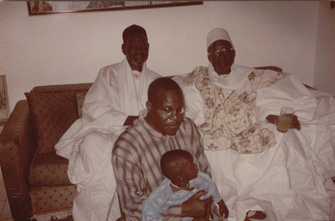 "Mourchid Aboubacar SY avec le Khalife Général des Tidiane Serigne Mansour SY Borom Daradji liés en amitié réciproque et complicité intellectuelle" "Mourchid Aboubacar SY avec le Khalife Général des Tidiane Serigne Mansour SY Borom Daradji liés en amitié réciproque et complicité intellectuelle"