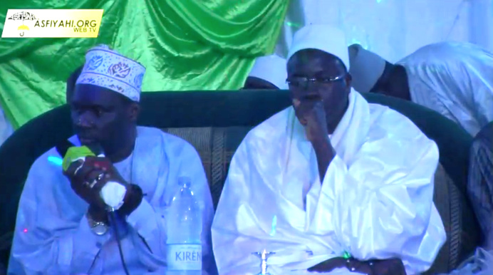 VIDEO - Kazou Rajab 2014 chez El Hadj Ousmane Kaïré à Pikine Niéty Mbaar , presidé par Serigne Moulaye SY Habib et Serigne Sidy Ahmed Sy Djamil