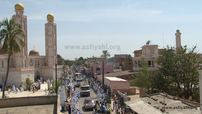PHOTOS - Les Images de la Ziarra Achoura 2014 à Tivaouane , organisée par le Dahira Mouqtafina