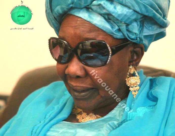 Sokhna Oumou Kalsoum Sy Bint Serigne Babacar Sy raconte ... Comment Cheikhal Khalifa a vècu à la Rue Thiérs le bombardement de Dakar Sokhna Oumou Kalsoum Sy Bint Serigne Babacar Sy raconte ... Comment Cheikhal Khalifa a vècu à la Rue Thiérs le bombardement de Dakar
