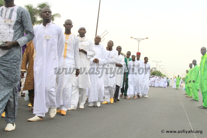 PHOTOS - Le Grand Rassemblement des Jeunes Tidianes de Dakar , lors de la Conference des Journées Cheikh 2014