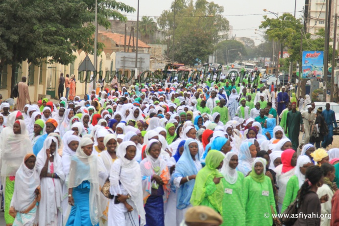 PHOTOS - Le Grand Rassemblement des Jeunes Tidianes de Dakar , lors de la Conference des Journées Cheikh 2014