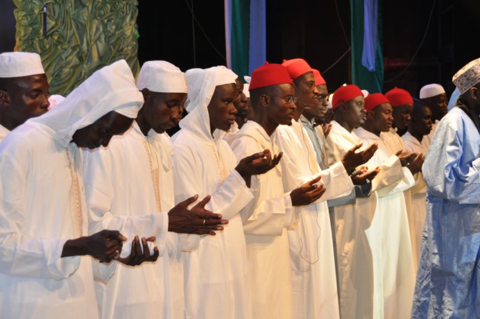 PHOTOS - Les Images du spectacle d'évocation religieuse en sons et lumières , organisé par la Cellule Zawiya Tijaan