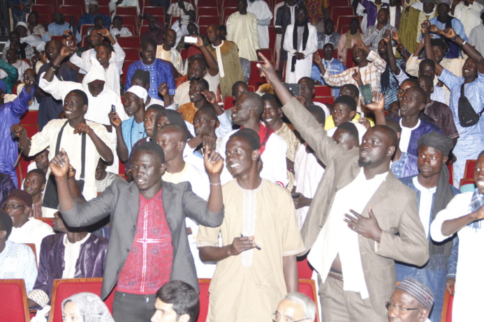 PHOTOS - Les Images du spectacle d'évocation religieuse en sons et lumières , organisé par la Cellule Zawiya Tijaan