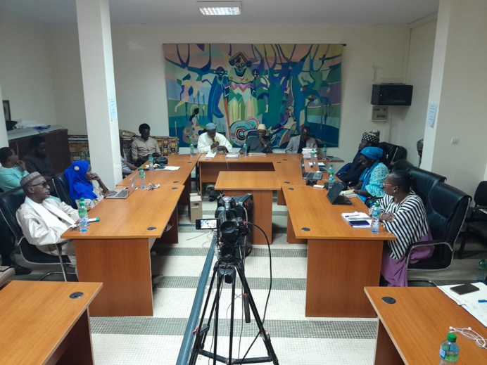 Conférence scientifique à l'IFAN : Serigne Cheikh Tidiane Sy Al Amine aborde l'islam, la politique et le vivre-ensemble Conférence scientifique à l'IFAN : Serigne Cheikh Tidiane Sy Al Amine aborde l'islam, la politique et le vivre-ensemble