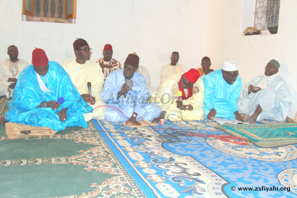 PHOTOS - Le Gamou à la Grande Mosquee El Hadj Malick Sy , présidé par Serigne Mbaye Sy Mansour et Serigne Pape Malick Sy