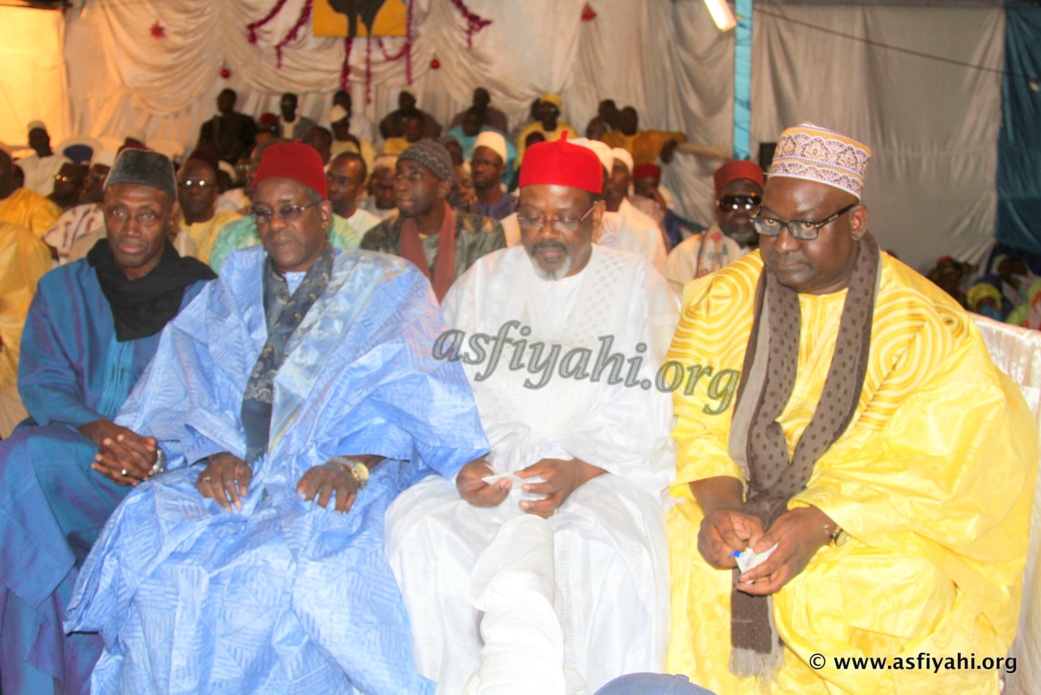 PHOTOS - Les Images du Takussan Seydi Djamil , Gamou Tivaouane 2015