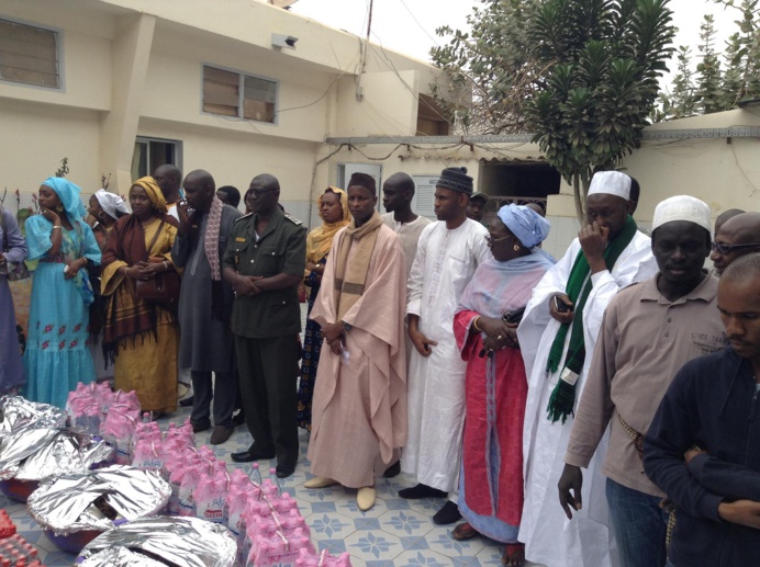 PHOTOS - Les pensionnaires de la Prison de Rebeuss bénéficient des bienfaits de la Ziarra Omarienne 2015