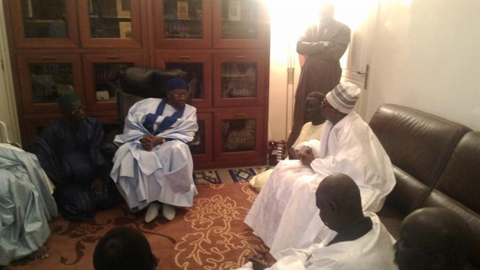 PHOTOS - Serigne Bass Abdou Khadre Mbacké reçu à Tivaouane par Serigne Abdoul Aziz Sy Al Amine PHOTOS - Serigne Bass Abdou Khadre Mbacké reçu à Tivaouane par Serigne Abdoul Aziz Sy Al Amine