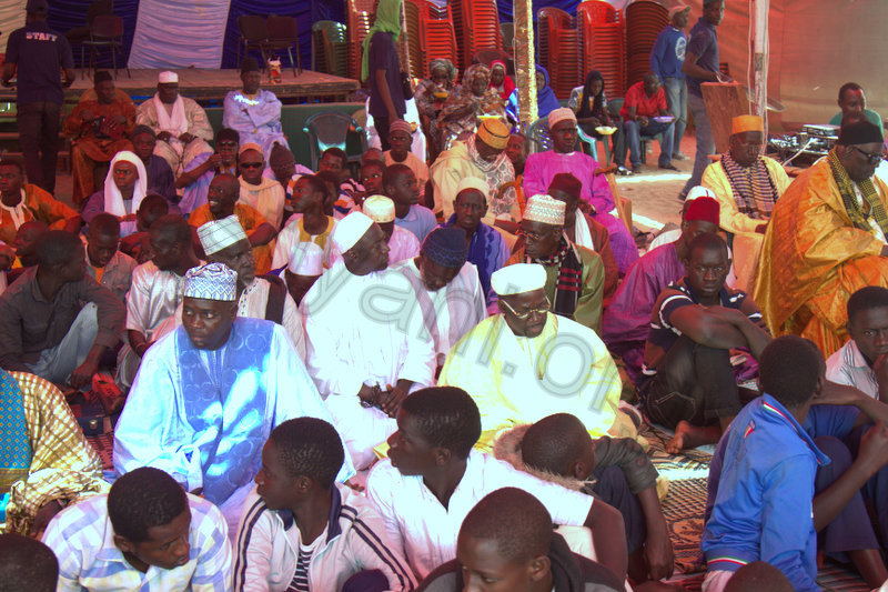 PHOTOS -  Lecture du Coran suivie de Ziarra : Journée de prières Thierno Macky Mountaga Daha Cheikhou Oumar Foutiyou Tall à Saint-Louis ce Samedi 4 Avril 2015