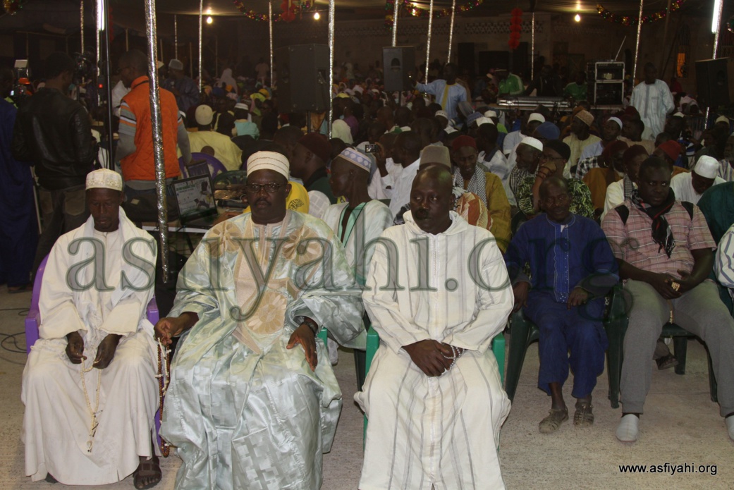 PHOTOS - Les Images du Gamou de Sokhna Oumou Khairy Sy Borom Wagne Wi de ce Samedi 11 Avril 2015 (Veille Ziarre Generale"