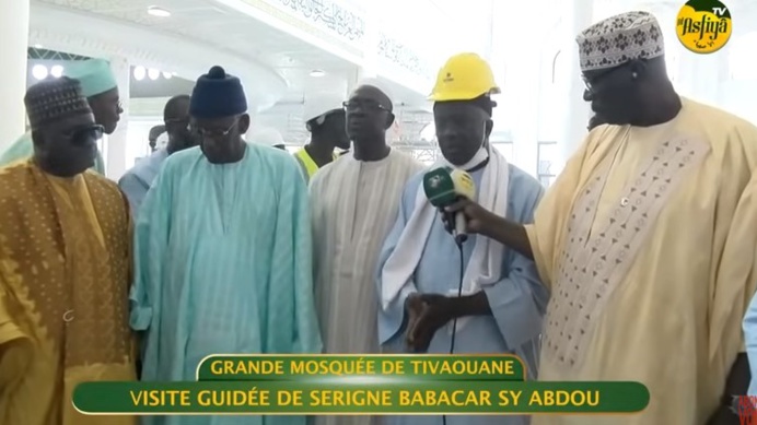 🔴REPORTAGE: Visite guidée de Serigne Babacar Sy Abdou à la Grande Mosquée de Tivaouane