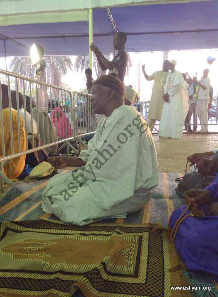 PHOTOS - Jeunesse Tidiane Malikite 2015 : Les Images de la Hadratoul Djoumah et du Congrès 