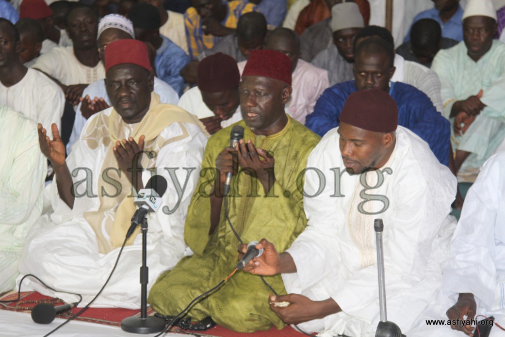 PHOTOS - Jeunesse Tidiane Malikite 2015 : Les Images de la Hadratoul Djoumah et du Congrès 