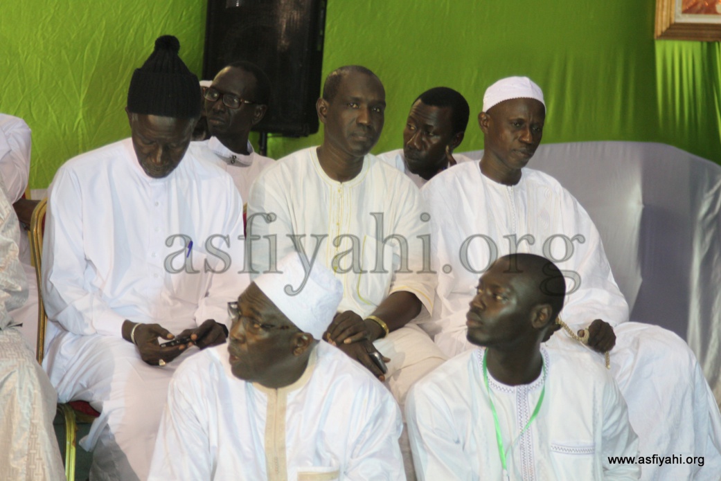 PHOTOS - Jeunesse Tidiane Malikite 2015 : Les Images de la Hadratoul Djoumah et du Congrès 