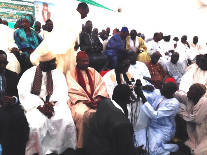 Magal de Serigne Cheikh MBACKE Gaindé Fatma : Serigne Pape Malick Sy a representé Serigne Cheikh Tidiane Sy Al Maktoum Magal de Serigne Cheikh MBACKE Gaindé Fatma : Serigne Pape Malick Sy a representé Serigne Cheikh Tidiane Sy Al Maktoum