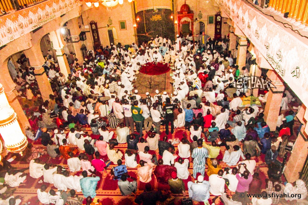 PHOTOS - TIVAOUANE - Les Images de la Leylatoul Qadr 2015 à la Mosquée Serigne Babacar Sy (rta) ليلة القدر 2015 بمدينة تواون السنغال