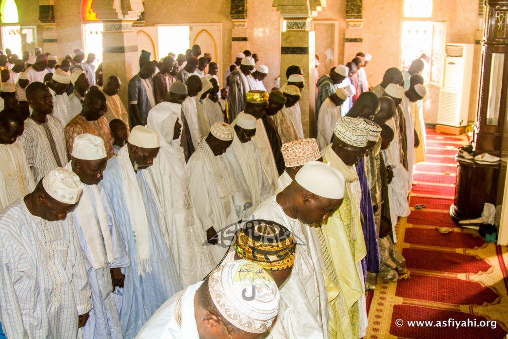 PHOTOS - KORITÉ 2015 À TIVAOUANE : Les Images de la Prière à la Mosquée Serigne Babacar Sy صلاة عيد الفطر بمدينة تواون  السنغال