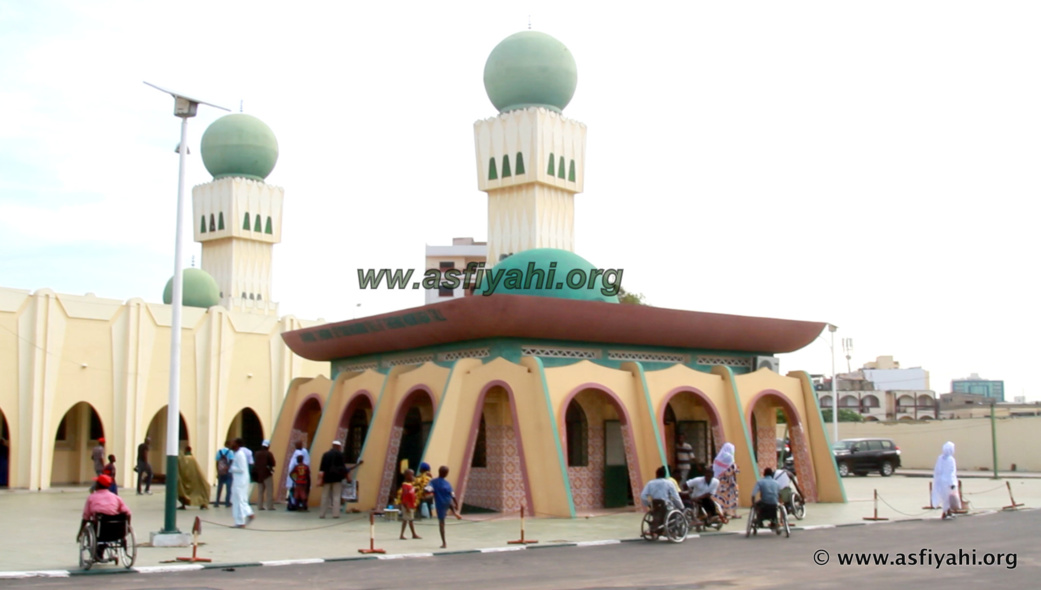 PHOTOS - TABASKi 2015 - Les Images de la Prière à la Mosquée Omarienne de Dakar 