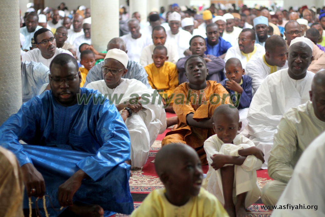 PHOTOS - TABASKI 2015 - Les Images de la Prière à la Grande Mosquée Fenêtre Mermoz, dirigée par Imam Rawane Mbaye
