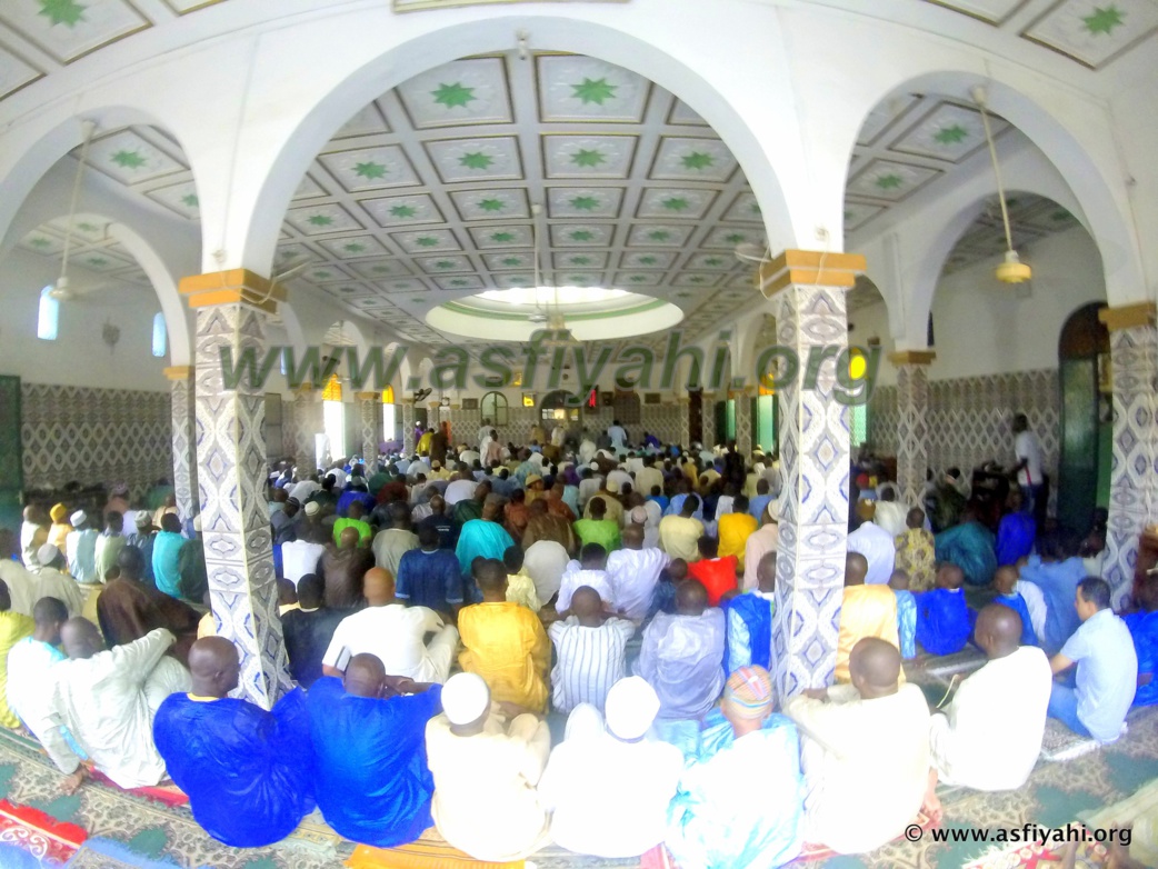 PHOTOS - TABASKI 2015 - Regardez les Images de la Prière à la Zawiya El Hadj Malick SY de Dakar