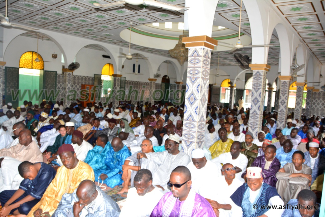 PHOTOS - TABASKI 2015 - Regardez les Images de la Prière à la Zawiya El Hadj Malick SY de Dakar