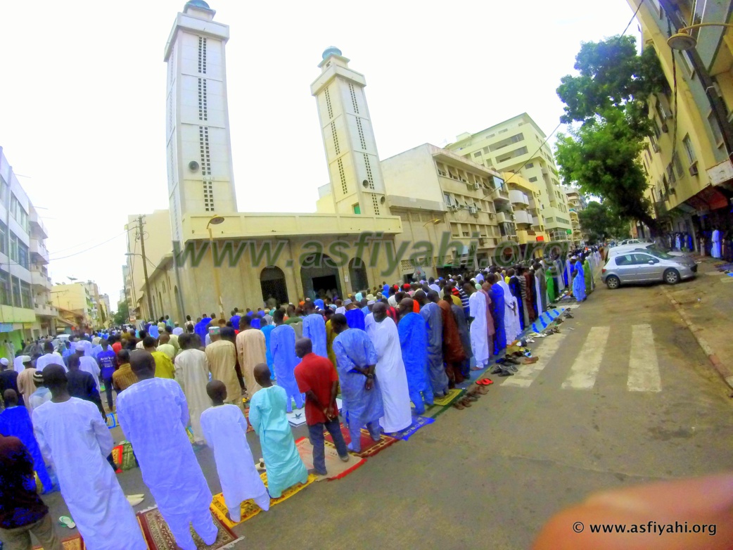PHOTOS - TABASKI 2015 - Regardez les Images de la Prière à la Zawiya El Hadj Malick SY de Dakar