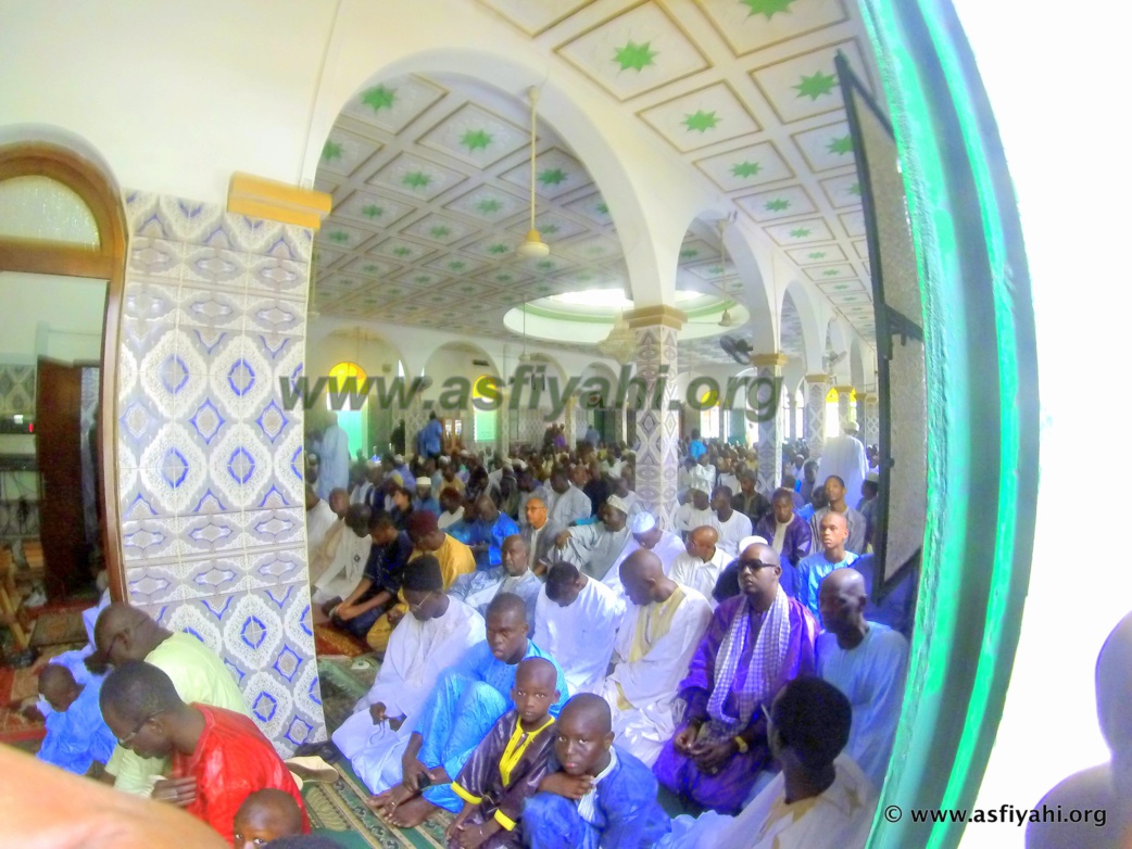 PHOTOS - TABASKI 2015 - Regardez les Images de la Prière à la Zawiya El Hadj Malick SY de Dakar