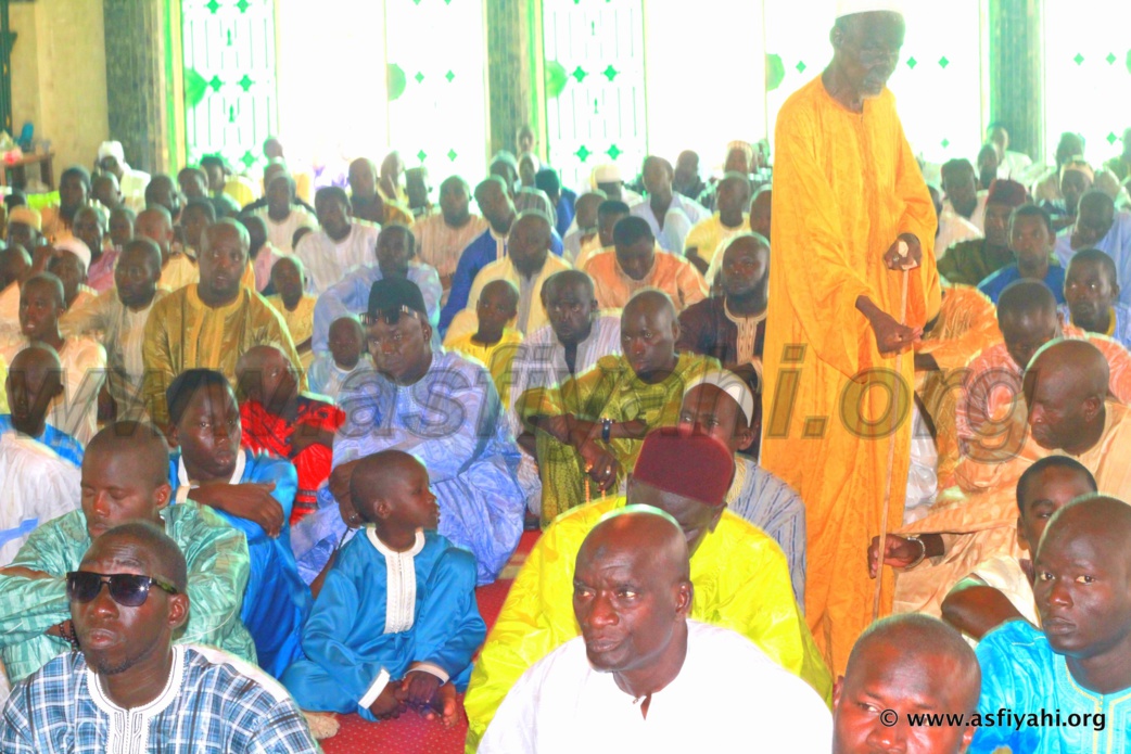 PHOTOS - TABASKI 2015 À TIVAOUANE - Les Images de la prière à la Mosquee Serigne Babacar SY (rta)