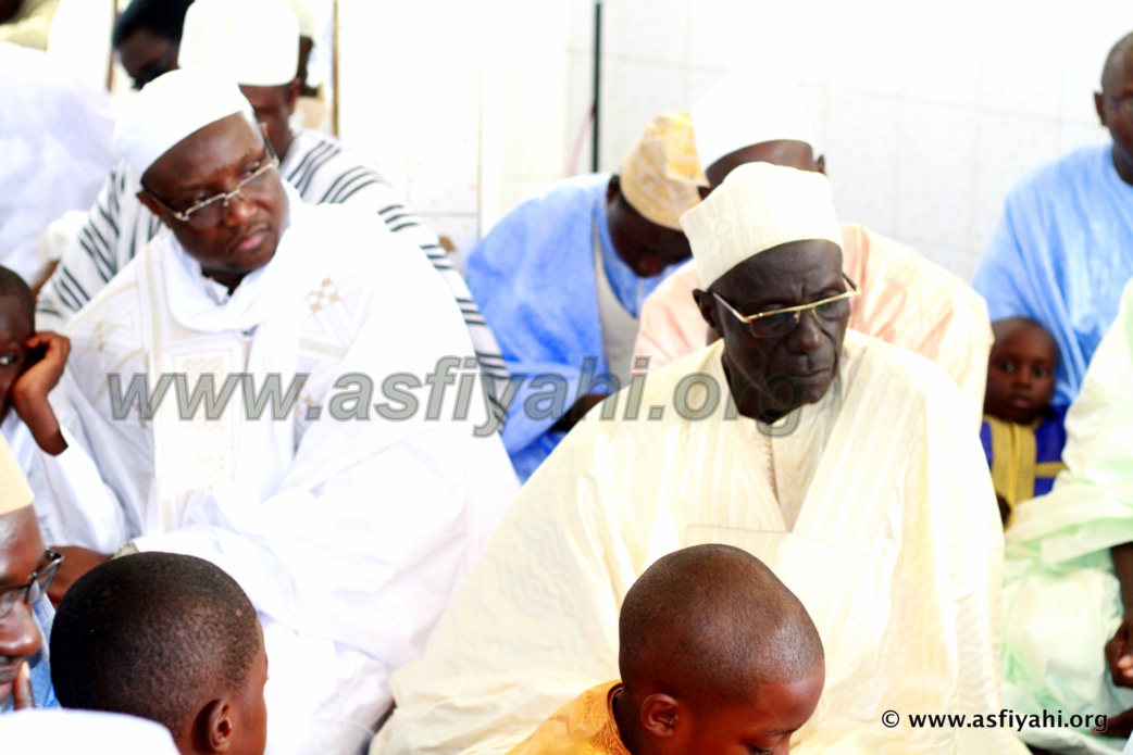 TABASKI 2015: Tivaouane réitère son appel à l'union des coeurs et au Travail (Photos et Vidéos) TABASKI 2015: Tivaouane réitère son appel à l'union des coeurs et au Travail (Photos et Vidéos)