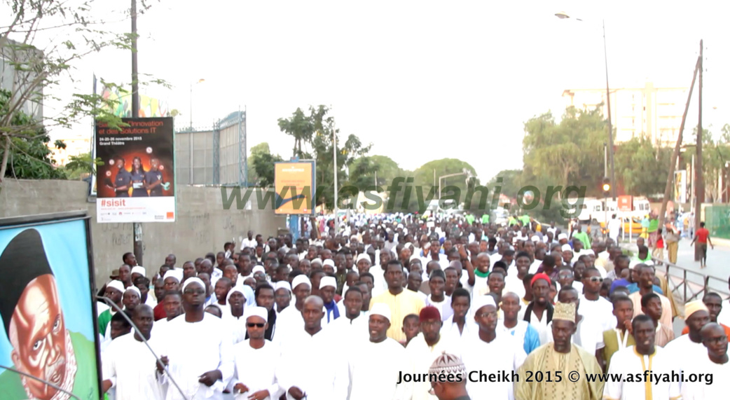 PHOTOS - Les Images de la seconde journée des Journées Cheikh 2015 ( Marche des jeunes Tidianes et Conférence de clôture) 