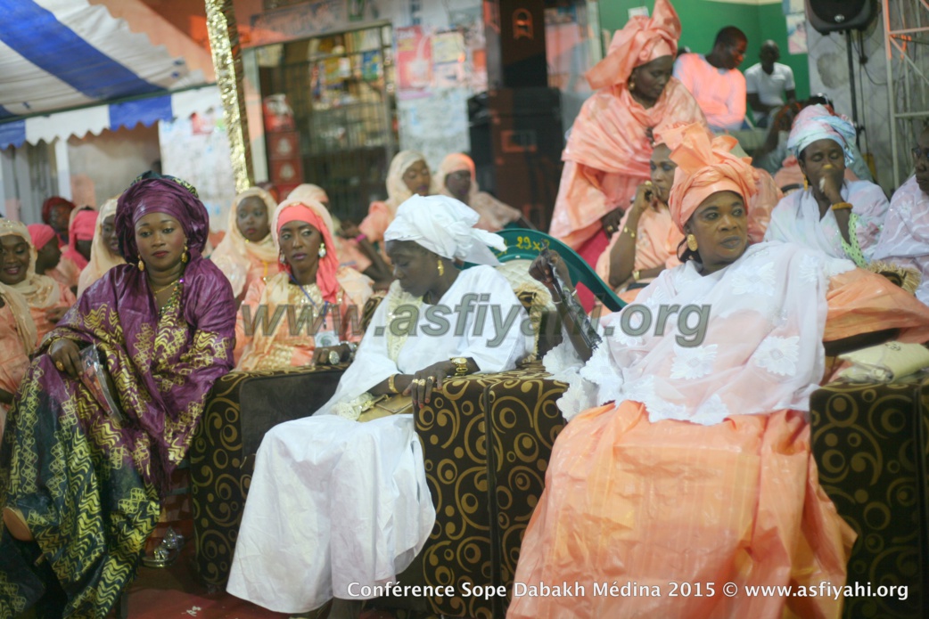 PHOTOS - Les Images de la Conférence de la Dahira Sope Dabakh de la Médina, présidée par Serigne Mame Ousmane Sy Dabakh et Serigne Habib Sy Ibn Serigne Mbaye Sy Mansour, ce Dimanche 15 Nov 2015