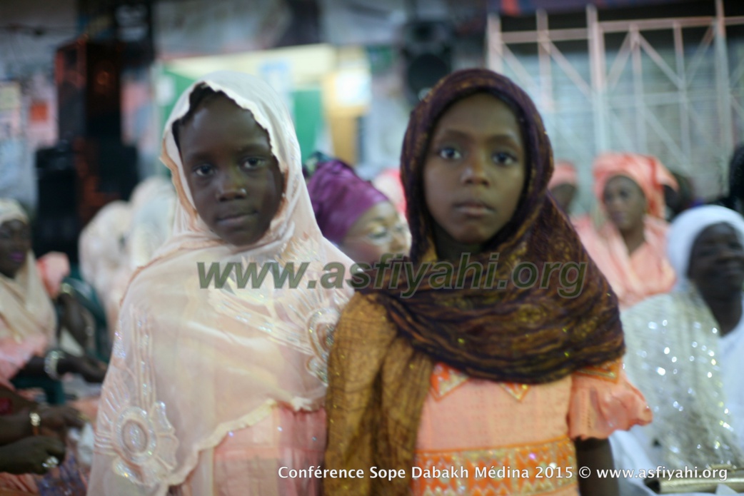 PHOTOS - Les Images de la Conférence de la Dahira Sope Dabakh de la Médina, présidée par Serigne Mame Ousmane Sy Dabakh et Serigne Habib Sy Ibn Serigne Mbaye Sy Mansour, ce Dimanche 15 Nov 2015