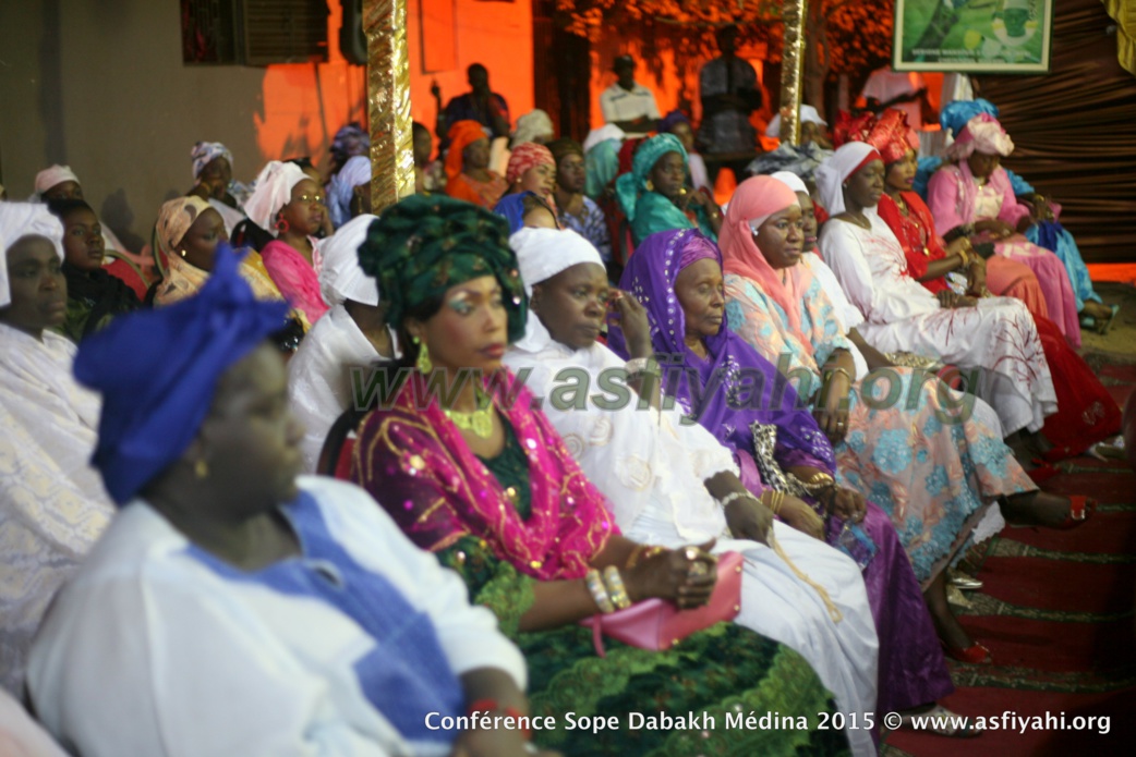 PHOTOS - Les Images de la Conférence de la Dahira Sope Dabakh de la Médina, présidée par Serigne Mame Ousmane Sy Dabakh et Serigne Habib Sy Ibn Serigne Mbaye Sy Mansour, ce Dimanche 15 Nov 2015