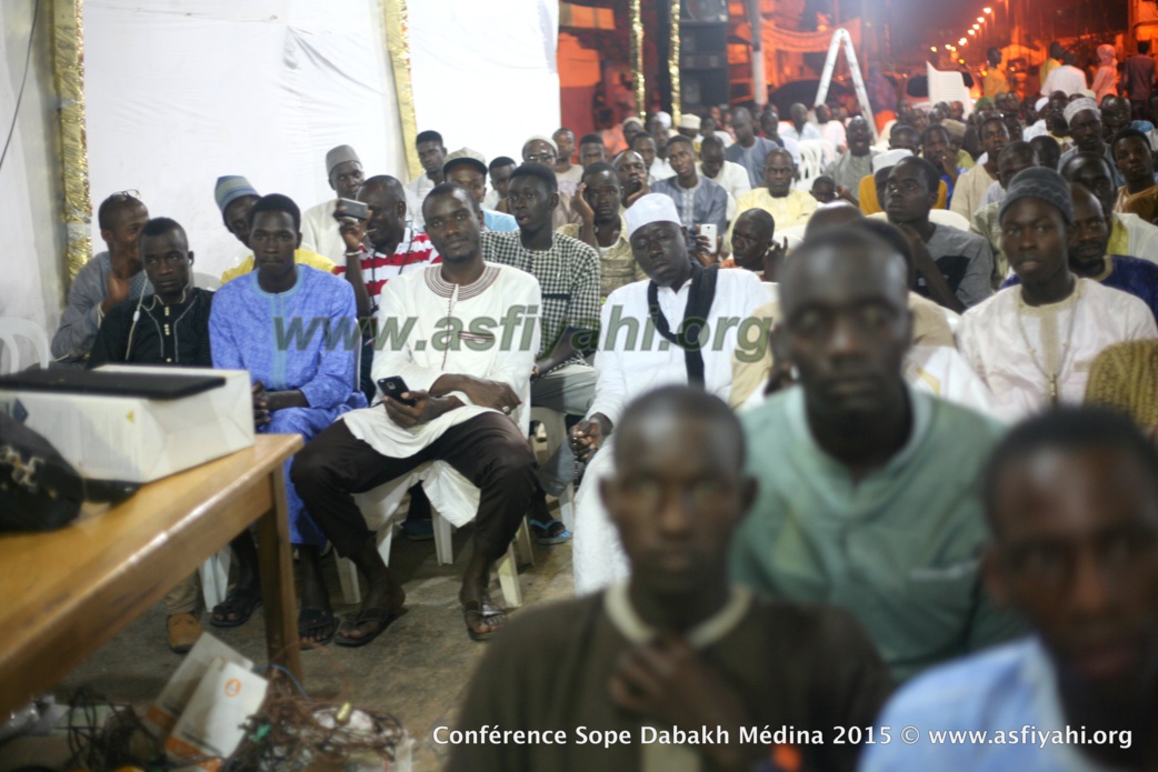 PHOTOS - Les Images de la Conférence de la Dahira Sope Dabakh de la Médina, présidée par Serigne Mame Ousmane Sy Dabakh et Serigne Habib Sy Ibn Serigne Mbaye Sy Mansour, ce Dimanche 15 Nov 2015