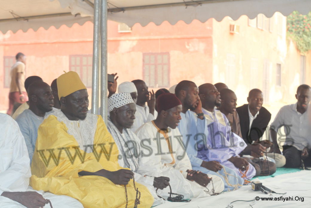 PHOTOS - Les Images de la Journée El Hadj Malick SY organisée sur l'île de Gorée ce Samedi 5 Décembre 2015 par le Diamiya des Jeunes Tidianes de Dakar Plateau , Gorée et environs