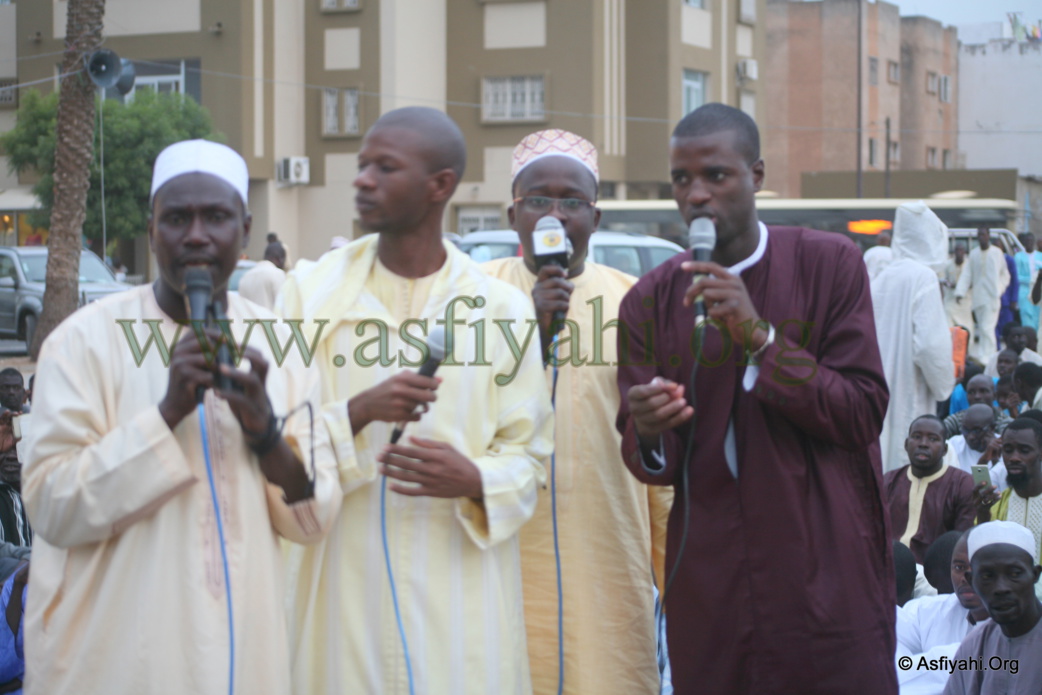 PHOTOS - Les Images du Burd Populaire organisé à la place de l'Obelisque 