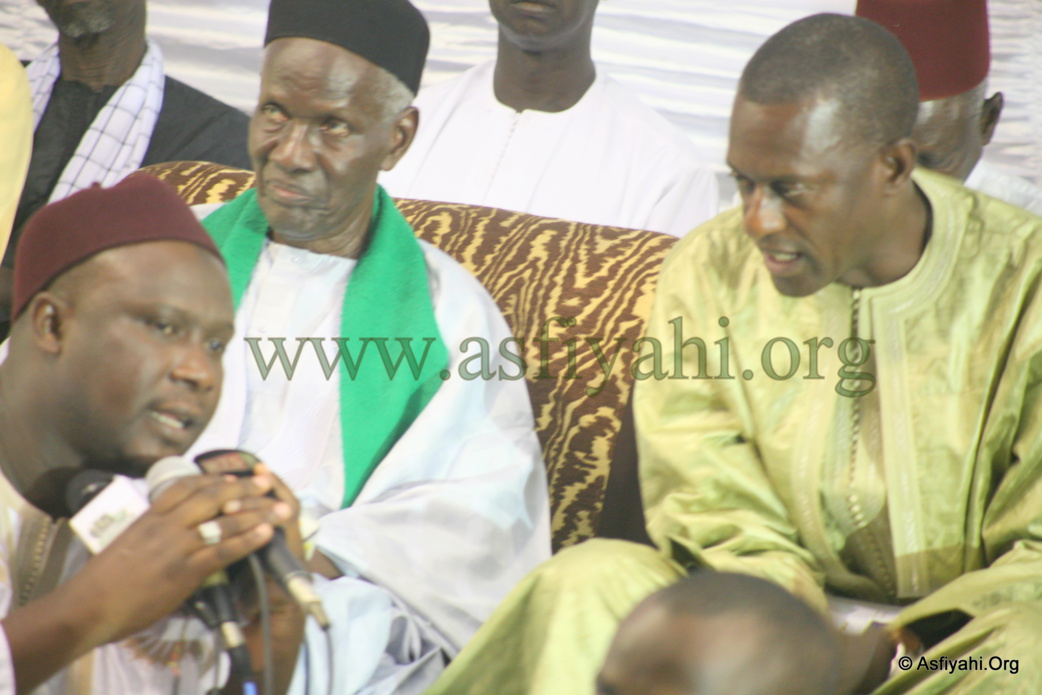 PHOTOS - Les Images du Burd Populaire organisé à la place de l'Obelisque 