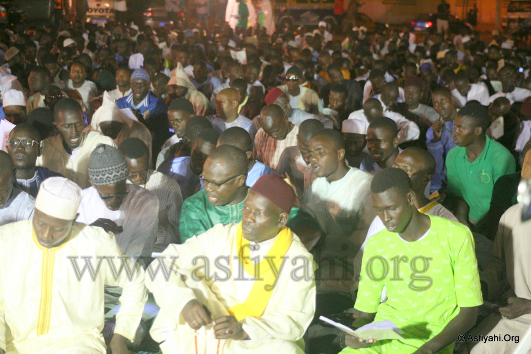 PHOTOS - Les Images du Burd Populaire organisé à la place de l'Obelisque 