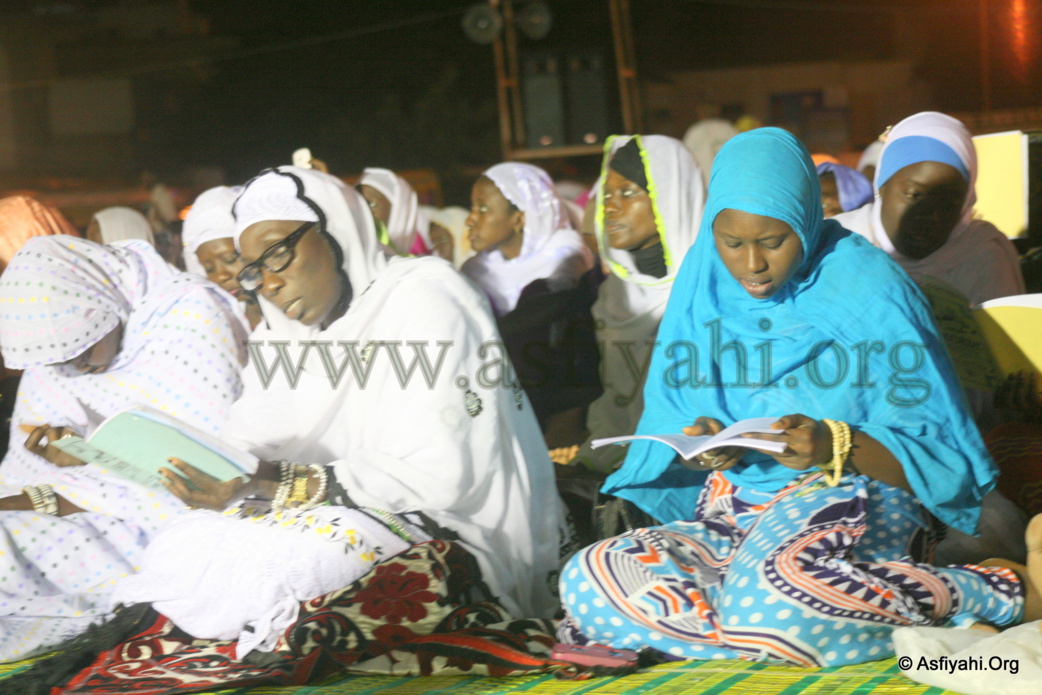 PHOTOS - Les Images du Burd Populaire organisé à la place de l'Obelisque 