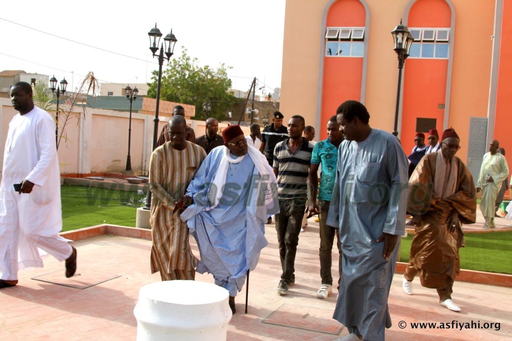 PHOTOS - MAWLID 2015/2 - Les Autorités Religieuses de Tivaouane procèdent aux derniers réglages avec le Ministre de l'Intérieur 