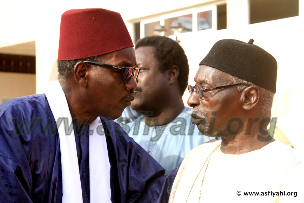 PHOTOS - MAWLID 2015/2 - Les Autorités Religieuses de Tivaouane procèdent aux derniers réglages avec le Ministre de l'Intérieur PHOTOS - MAWLID 2015/2 - Les Autorités Religieuses de Tivaouane procèdent aux derniers réglages avec le Ministre de l'Intérieur