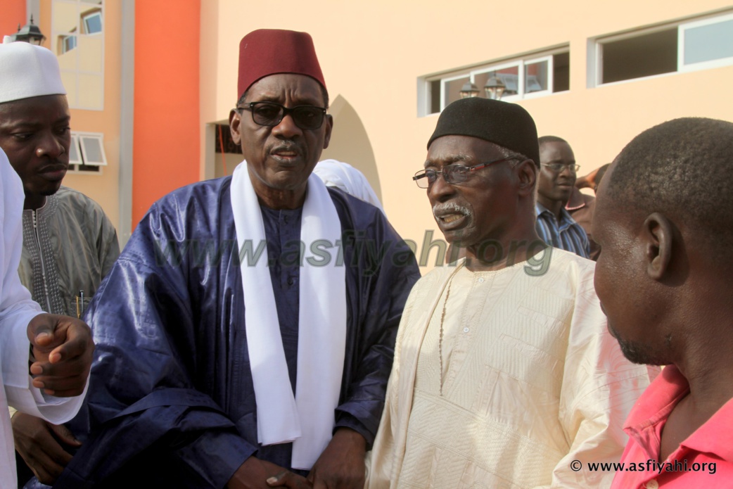 PHOTOS - MAWLID 2015/2 - Les Autorités Religieuses de Tivaouane procèdent aux derniers réglages avec le Ministre de l'Intérieur PHOTOS - MAWLID 2015/2 - Les Autorités Religieuses de Tivaouane procèdent aux derniers réglages avec le Ministre de l'Intérieur