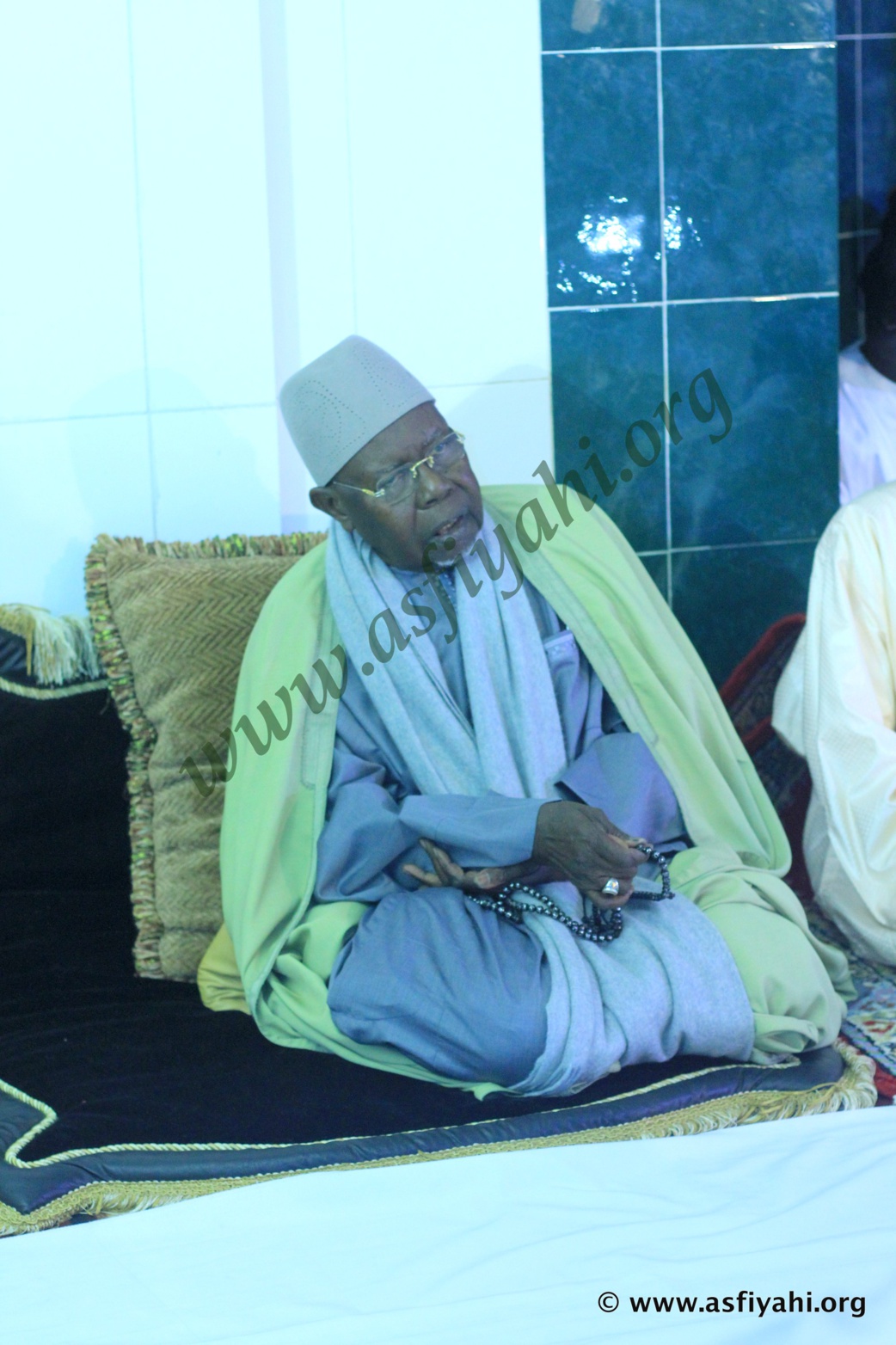 PHOTOS - KHADRATOUL DJUMAH - Serigne Abdoul Aziz Sy Al Amine hôte de Serigne Mor Diop aux parcelles assainies, vendredi 18 mars 2016 