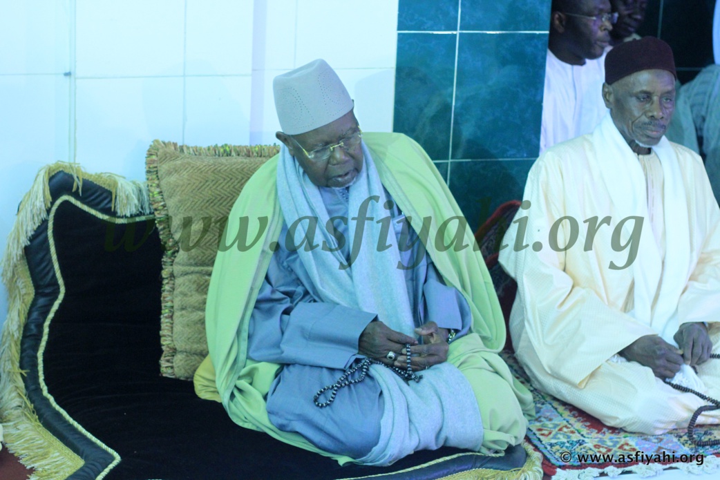 PHOTOS - KHADRATOUL DJUMAH - Serigne Abdoul Aziz Sy Al Amine hôte de Serigne Mor Diop aux parcelles assainies, vendredi 18 mars 2016 