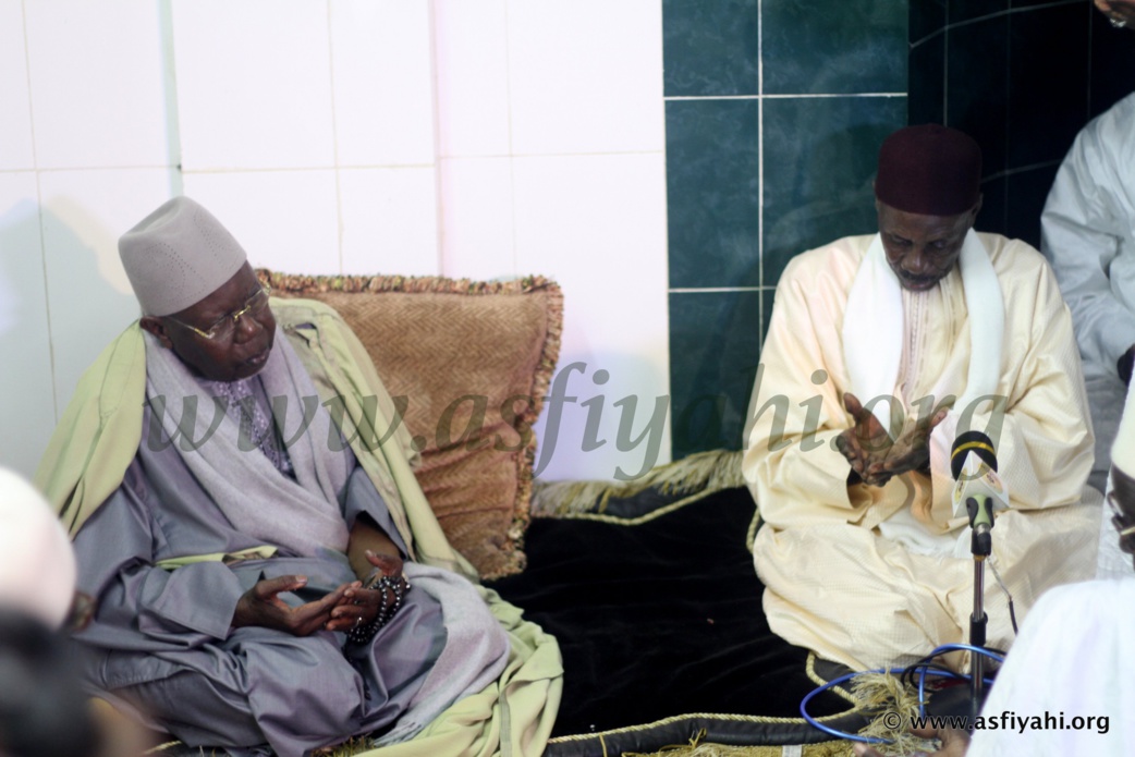 PHOTOS - KHADRATOUL DJUMAH - Serigne Abdoul Aziz Sy Al Amine hôte de Serigne Mor Diop aux parcelles assainies, vendredi 18 mars 2016 